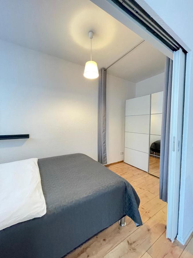 Ferienwohnung Im Stadtzentrum Von Bernau - Schoene Ferienwohnung Mit 1 1/2 Zimmern, Bad, Spuelmaschine, Waschmaschine, Komplette Kueche, Wlan Bernau bei Berlin Exterior photo